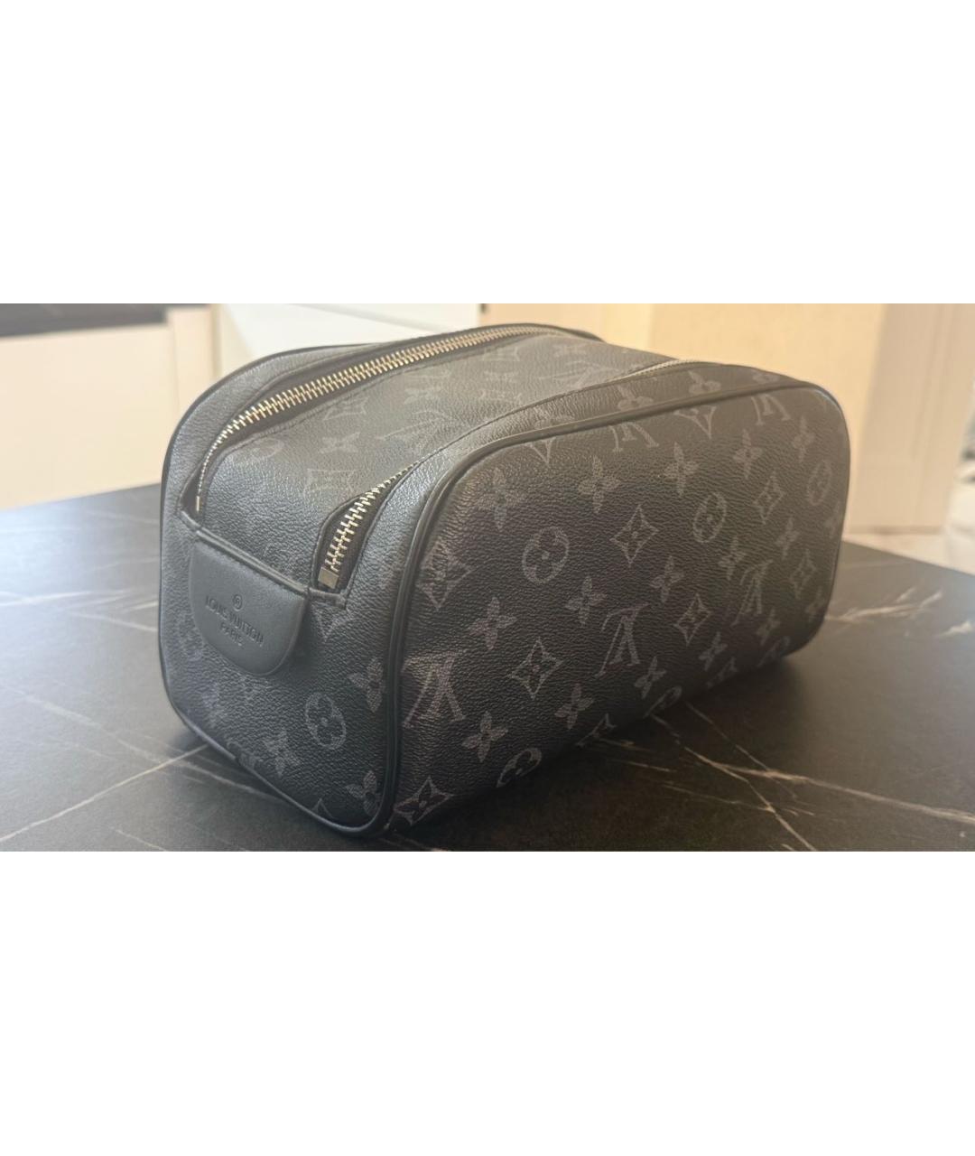 LOUIS VUITTON Антрацитовая косметичка, фото 2