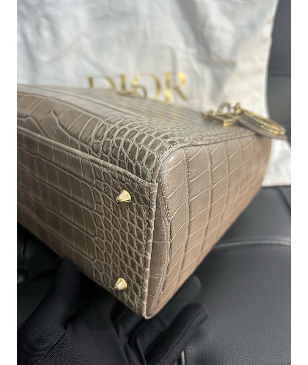 CHRISTIAN DIOR Серая сумка с короткими ручками из экзотической кожи, фото 5