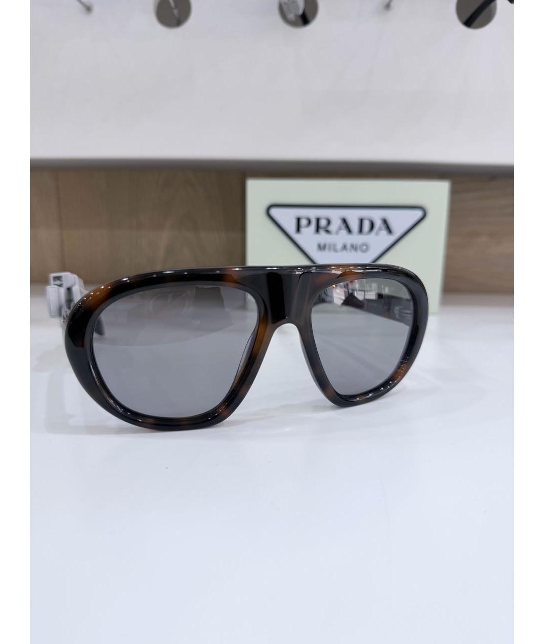 PRADA Коричневые пластиковые солнцезащитные очки, фото 5