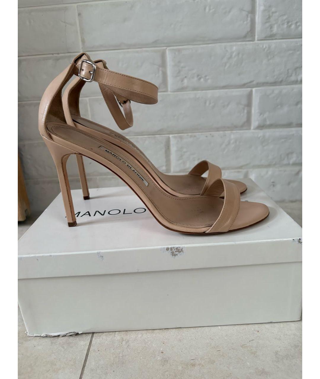 MANOLO BLAHNIK Бежевые кожаные босоножки, фото 6