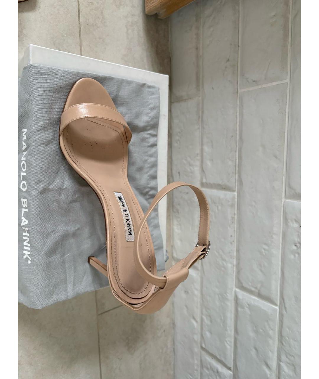 MANOLO BLAHNIK Бежевые кожаные босоножки, фото 2