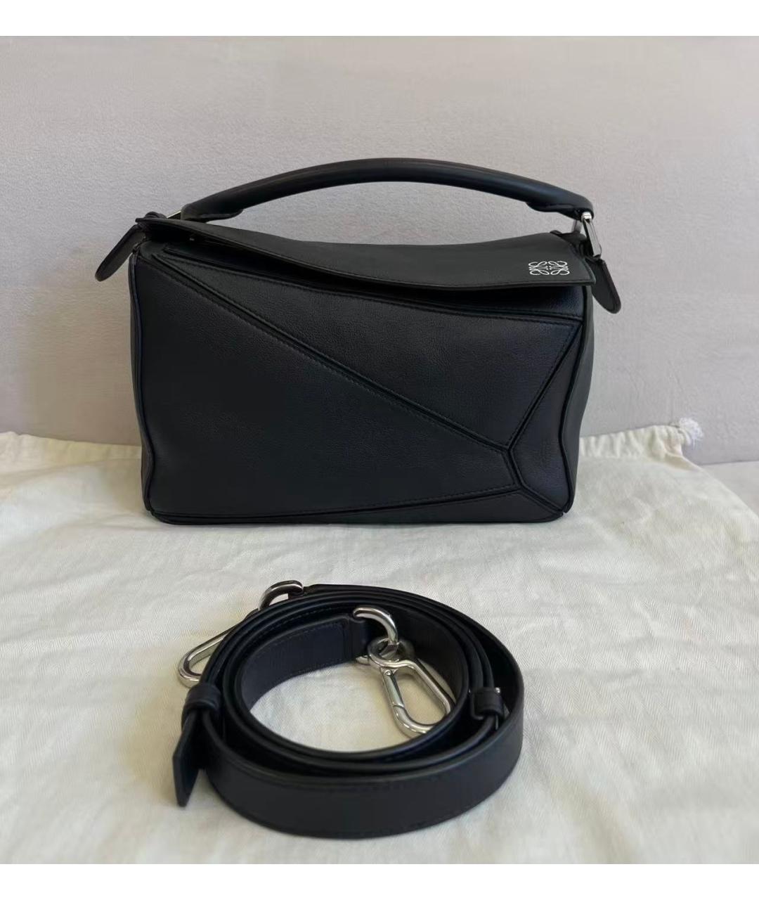 LOEWE Черная кожаная сумка с короткими ручками, фото 7