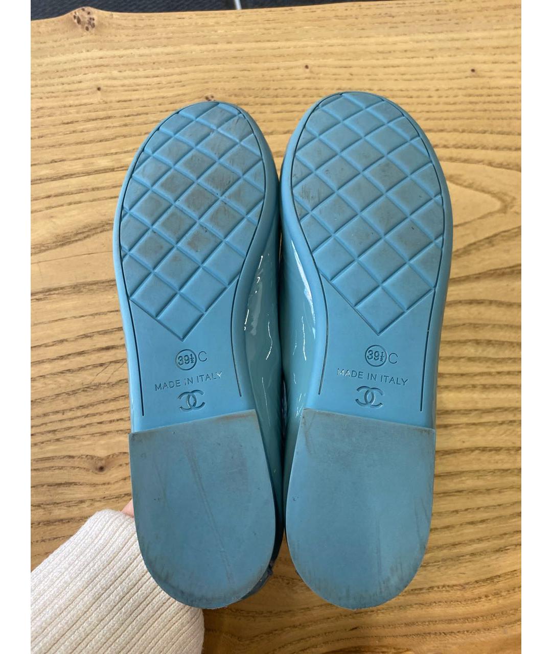 CHANEL Бирюзовые мокасины из лакированной кожи, фото 6