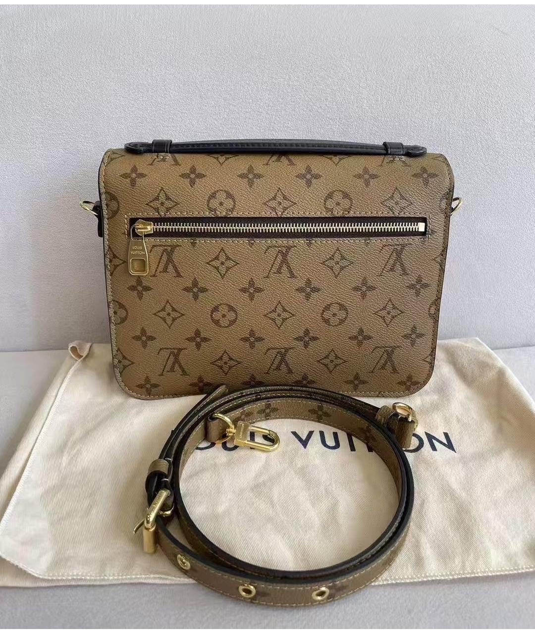 LOUIS VUITTON Коричневая сумка через плечо из искусственной кожи, фото 2