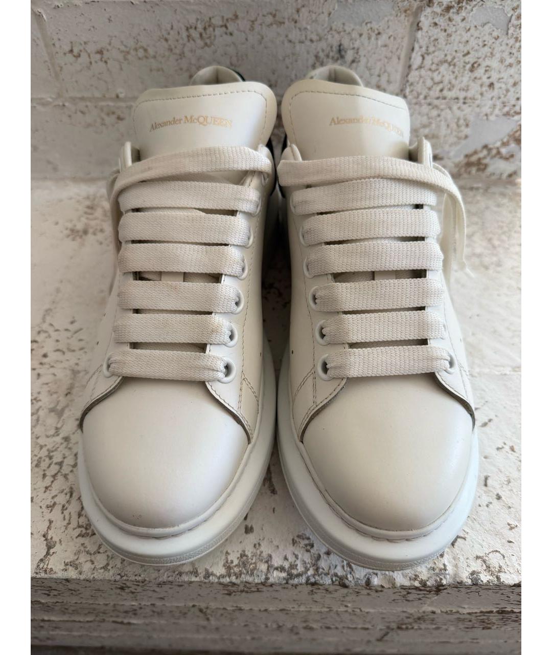 ALEXANDER MCQUEEN Белые кожаные кеды, фото 2