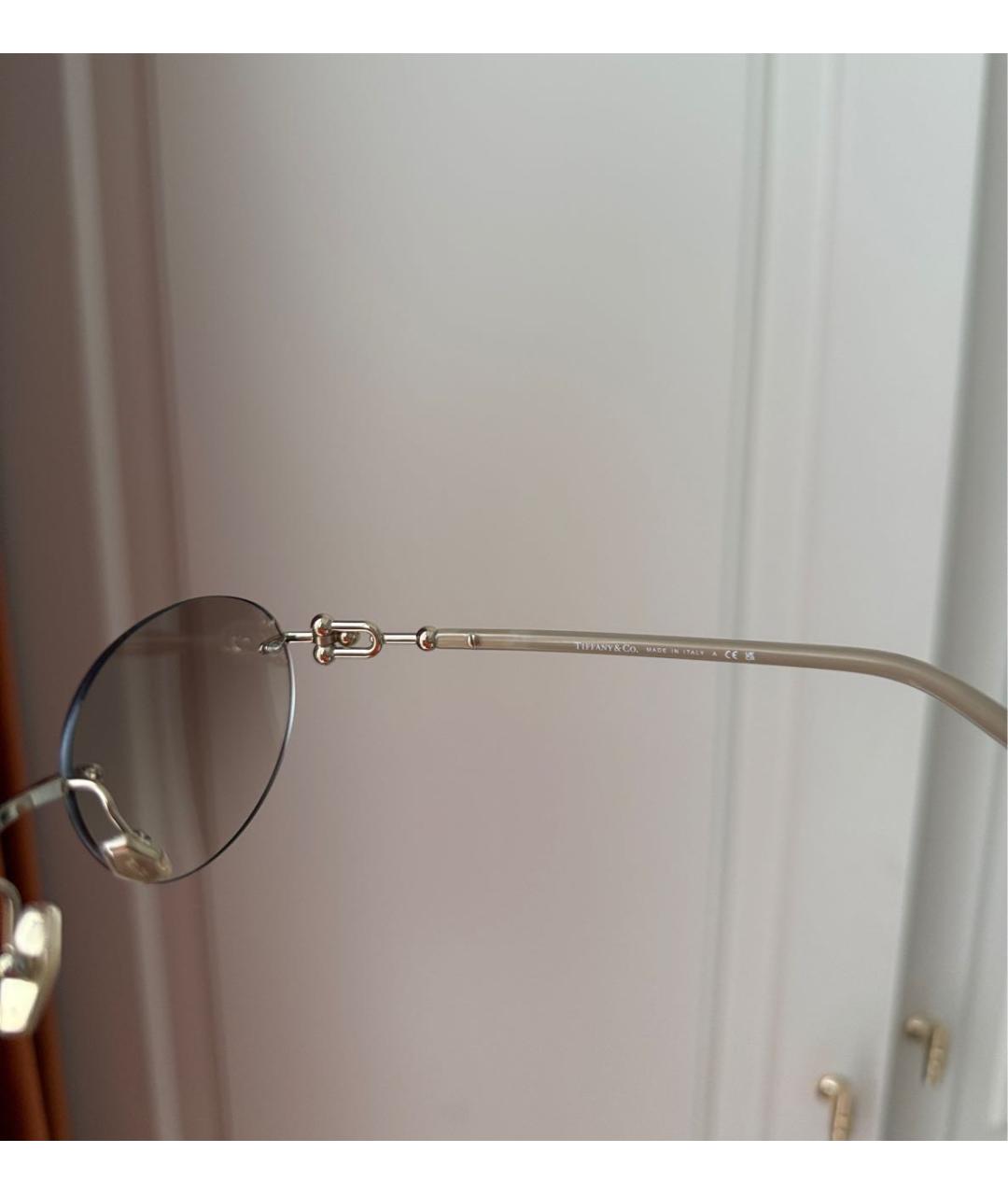TIFFANY&CO Бежевые металлические солнцезащитные очки, фото 4
