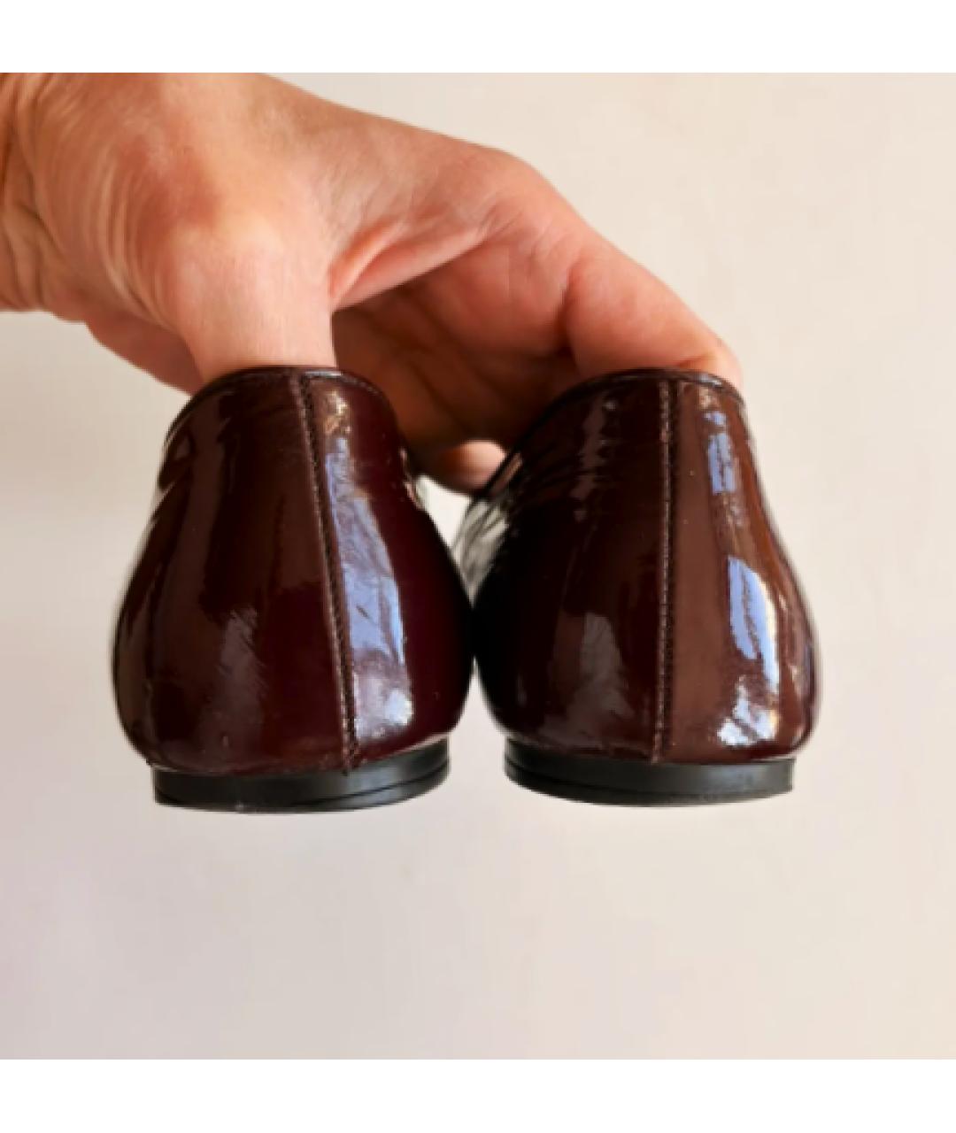 PRADA Коричневые балетки из лакированной кожи, фото 4