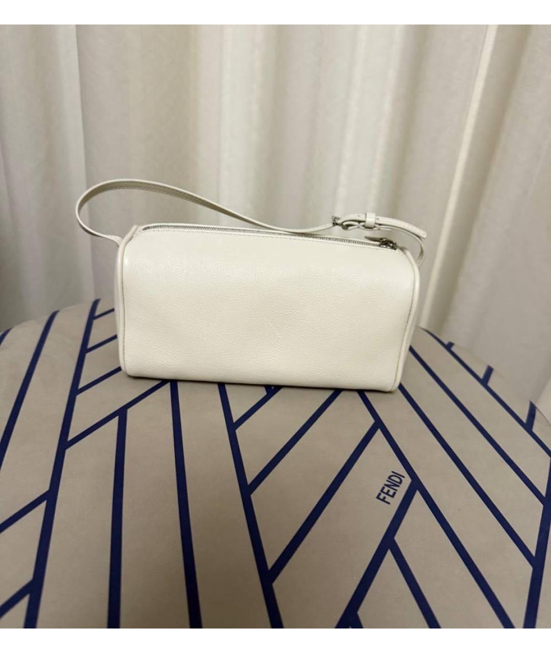 THE ROW Белая кожаная сумка с короткими ручками, фото 4