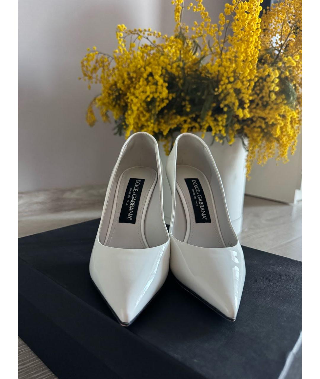 DOLCE&GABBANA Белые туфли из лакированной кожи, фото 2