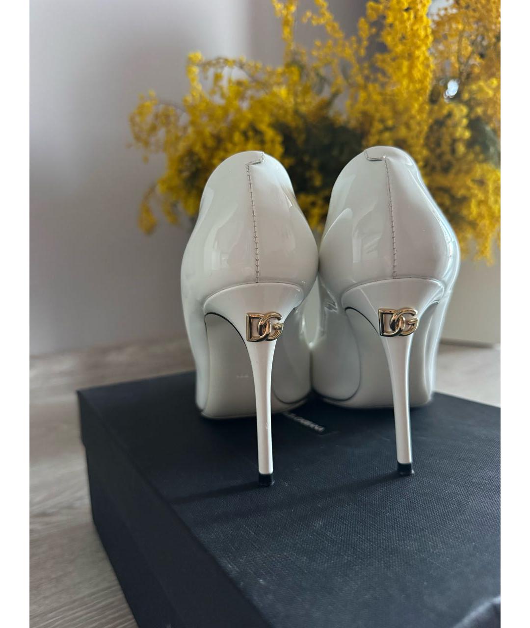 DOLCE&GABBANA Белые туфли из лакированной кожи, фото 3