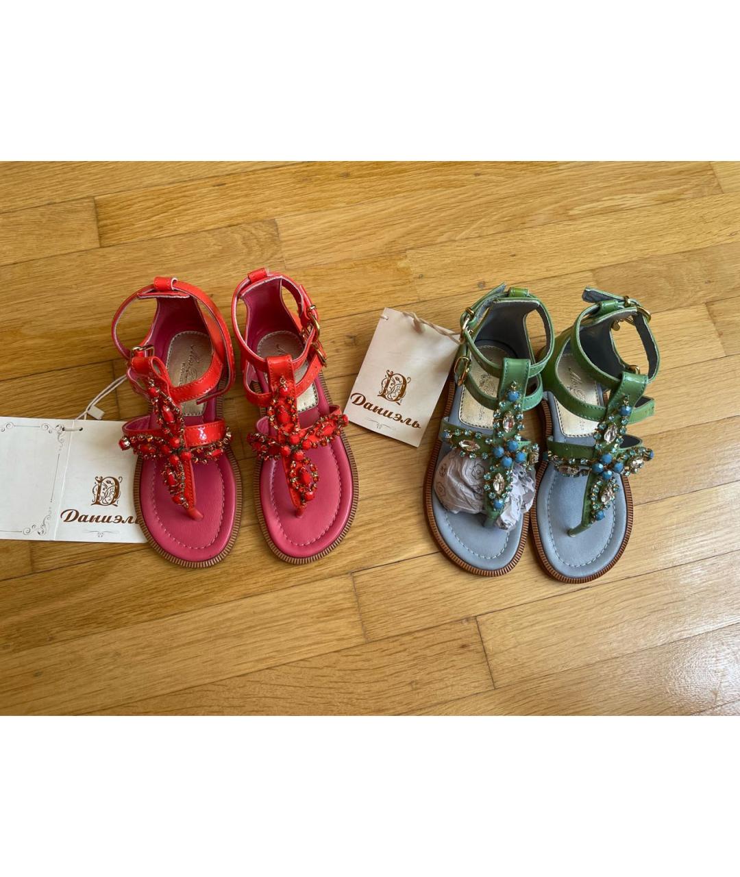 MISS BLUMARINE Зеленые кожаные сандалии и шлепанцы, фото 6