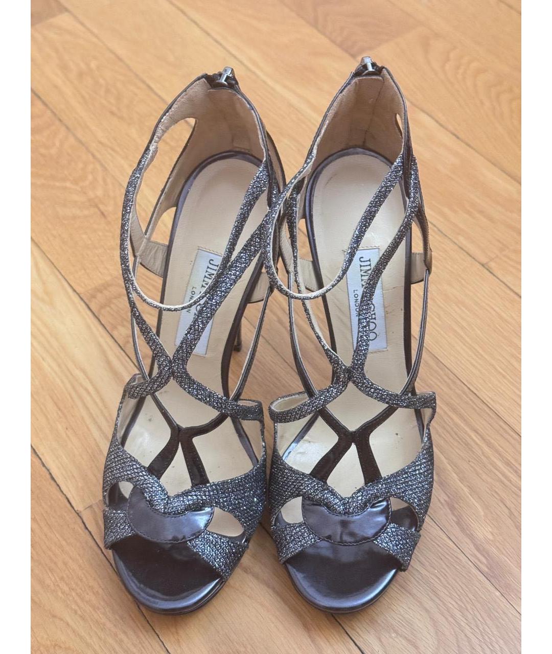 JIMMY CHOO Антрацитовые босоножки из лакированной кожи, фото 2