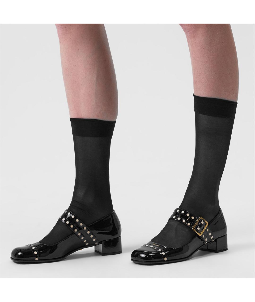 PRADA Черные лодочки на низком каблуке из лакированной кожи, фото 6