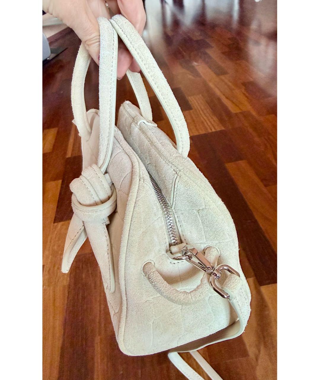 JACQUEMUS Бежевая замшевая сумка с короткими ручками, фото 2