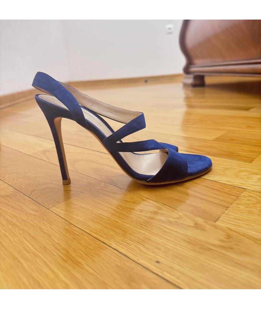 GIANVITO ROSSI Синие замшевые босоножки, фото 5