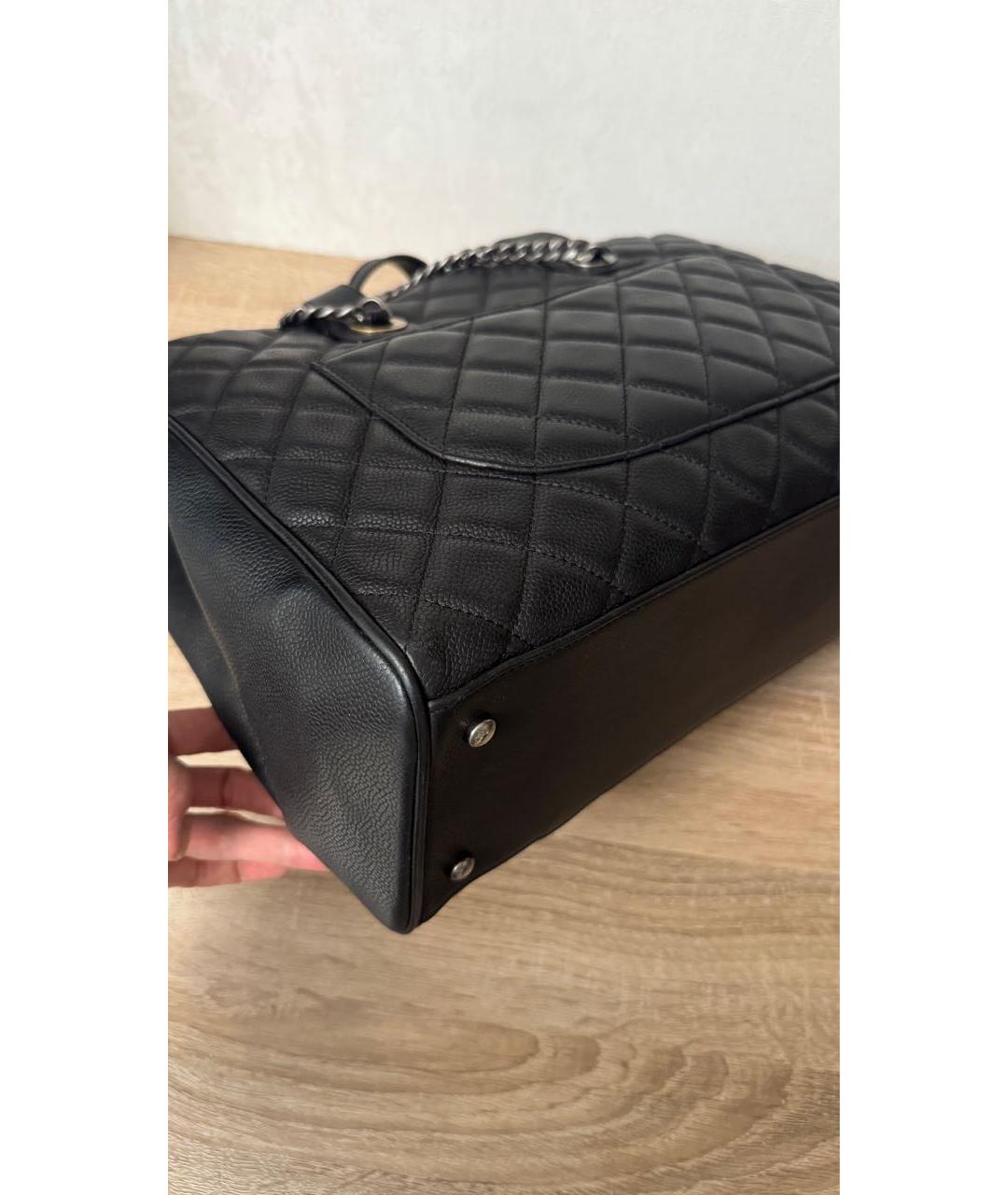 CHANEL Черная кожаная сумка тоут, фото 6