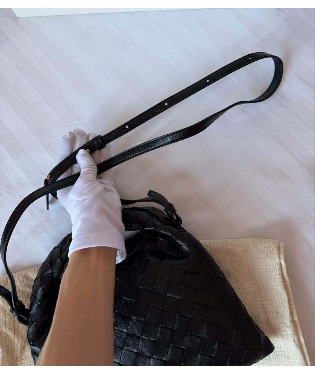 BOTTEGA VENETA Черная кожаная сумка с короткими ручками, фото 4