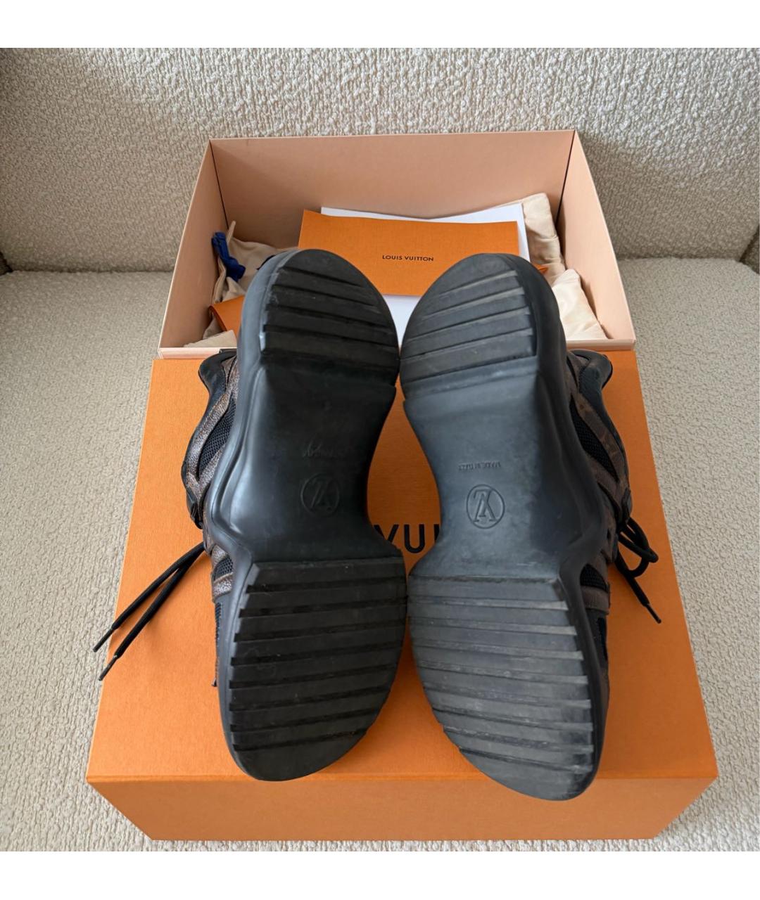 LOUIS VUITTON Коричневые кожаные кроссовки, фото 4