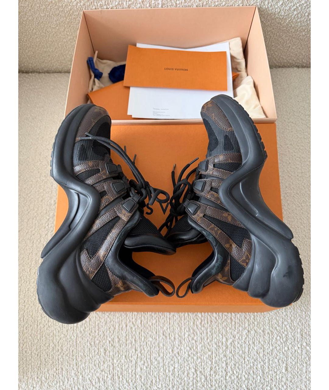 LOUIS VUITTON Коричневые кожаные кроссовки, фото 2