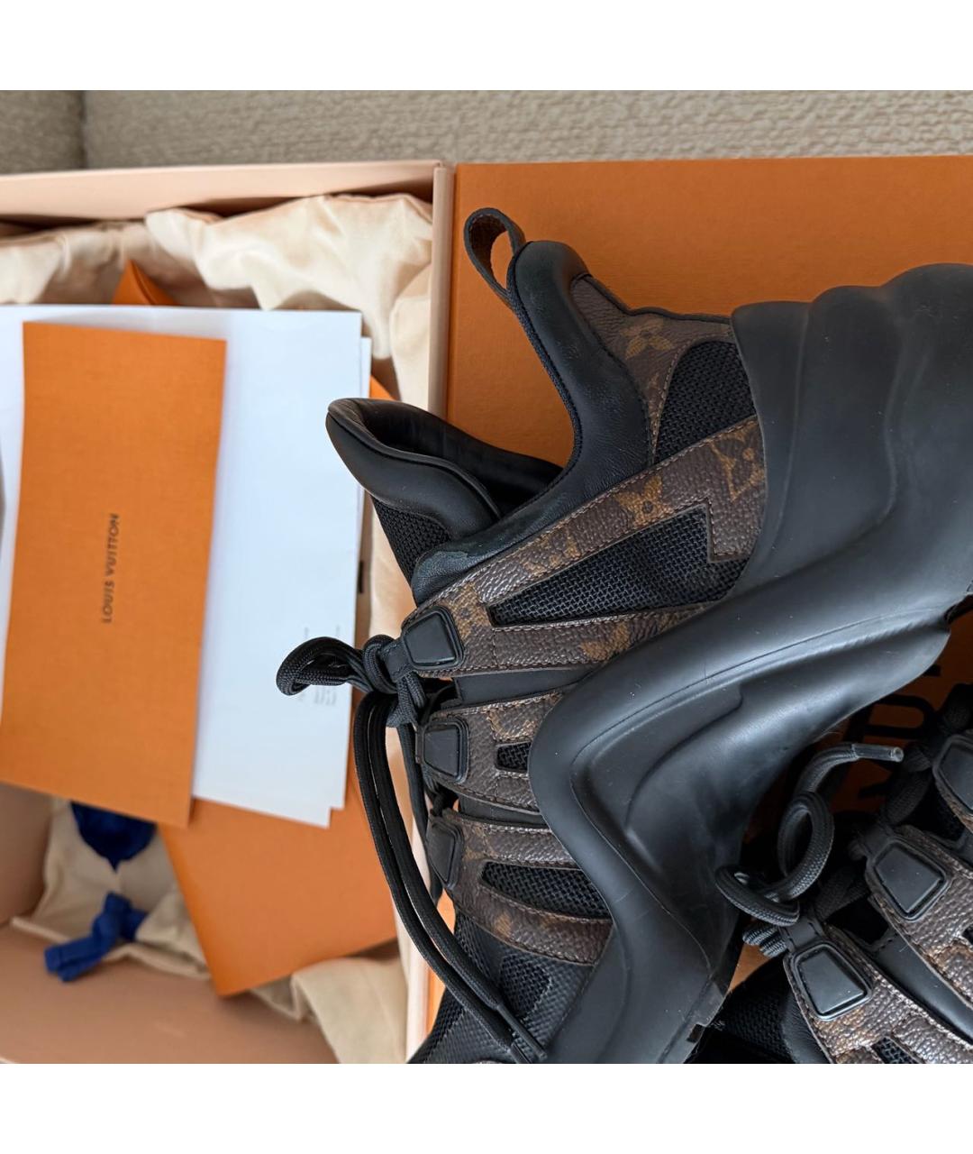 LOUIS VUITTON Коричневые кожаные кроссовки, фото 5