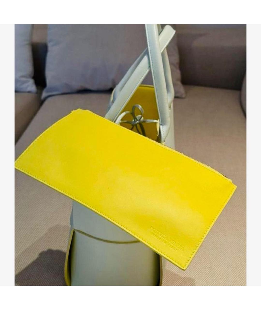 BOTTEGA VENETA Бежевая кожаная сумка с короткими ручками, фото 5