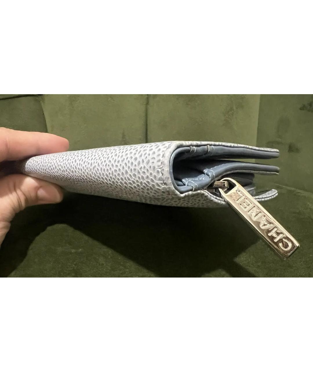 CHANEL Голубой кожаный кошелек, фото 4