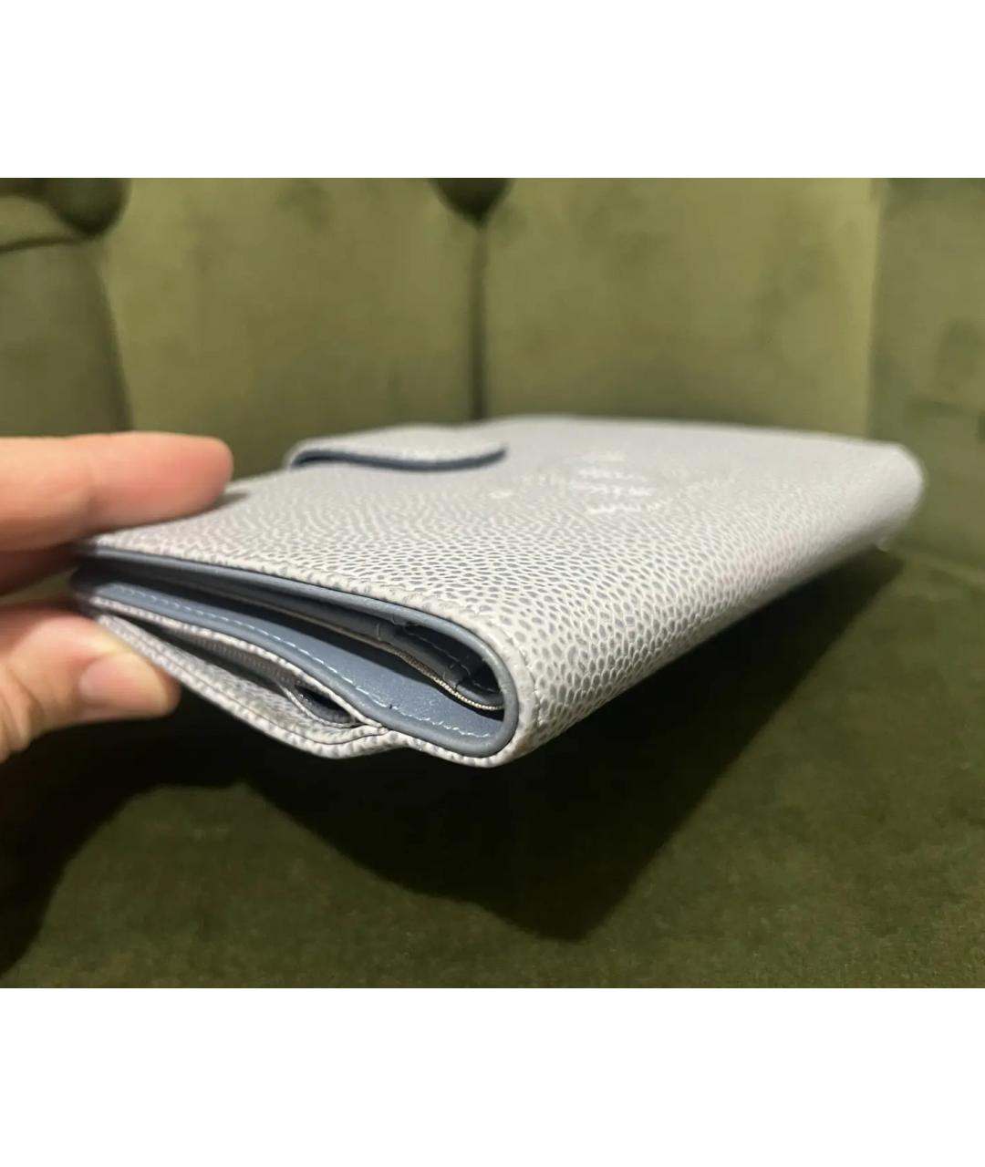 CHANEL Голубой кожаный кошелек, фото 3