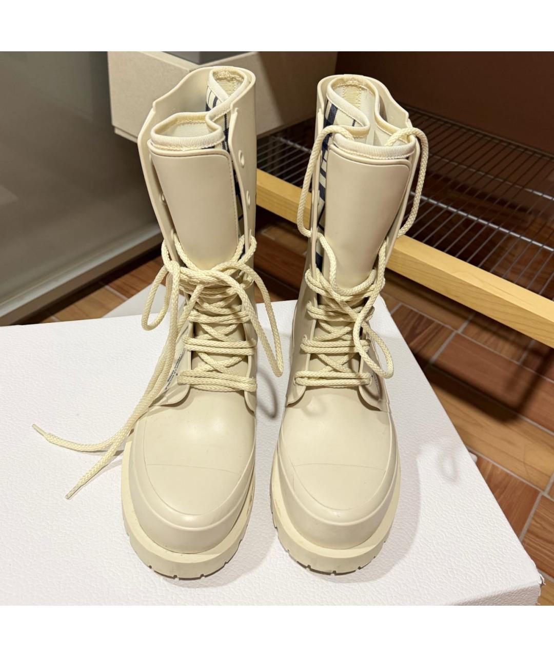 CHRISTIAN DIOR Белые резиновые сапоги, фото 2