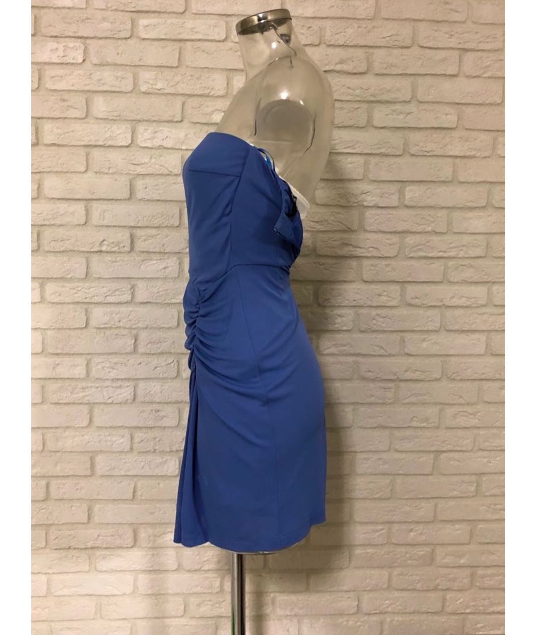 ELISABETTA FRANCHI Голубое вискозное повседневное платье, фото 4