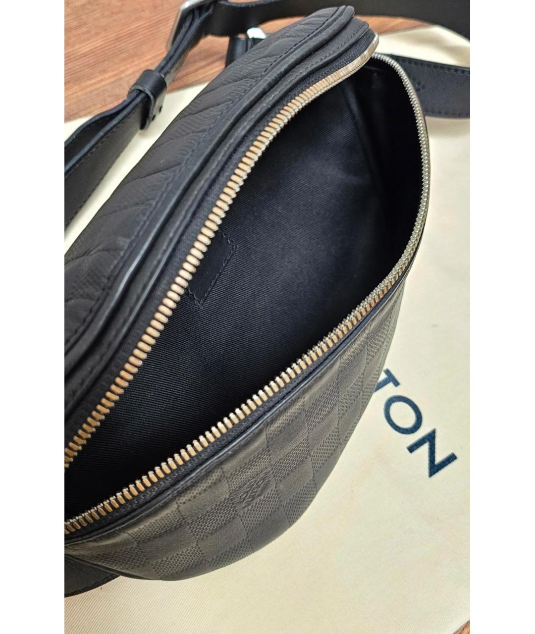 LOUIS VUITTON Черная кожаная поясная сумка, фото 8