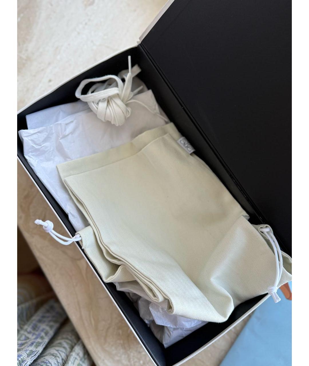 LOEWE Бежевые кроссовки, фото 6