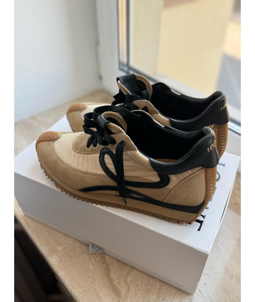 LOEWE Бежевые кроссовки, фото 5