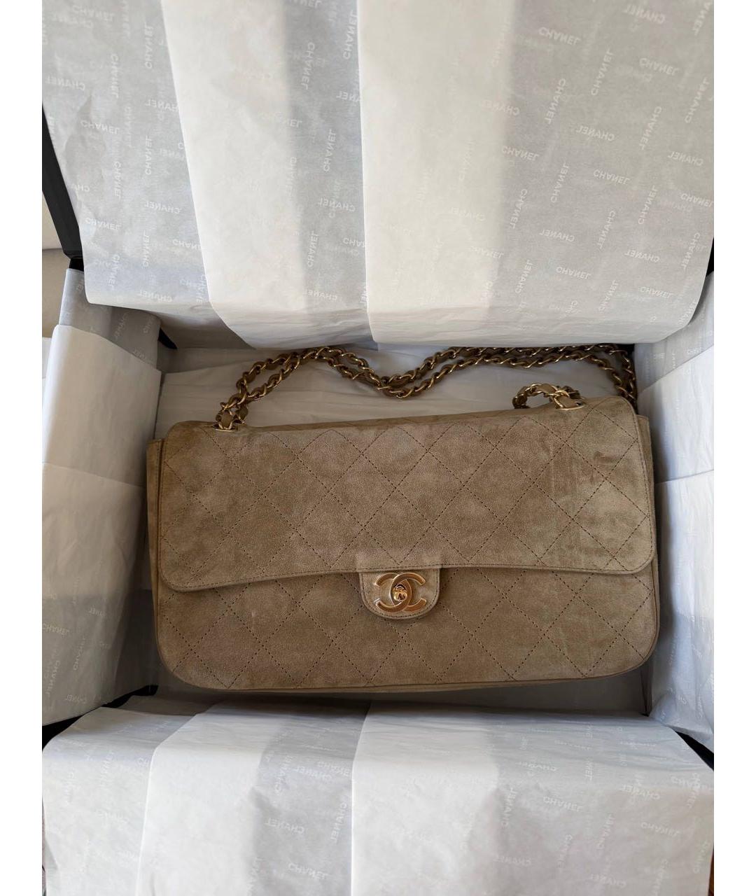 CHANEL Бежевая замшевая сумка через плечо, фото 2