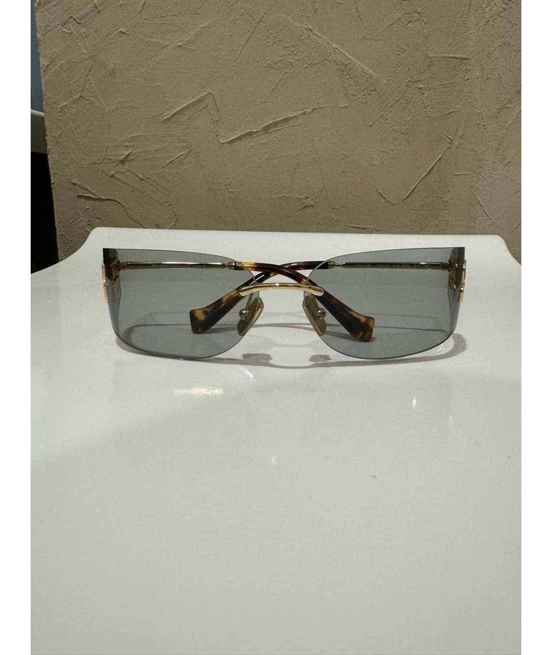 MIU MIU Серые пластиковые солнцезащитные очки, фото 6