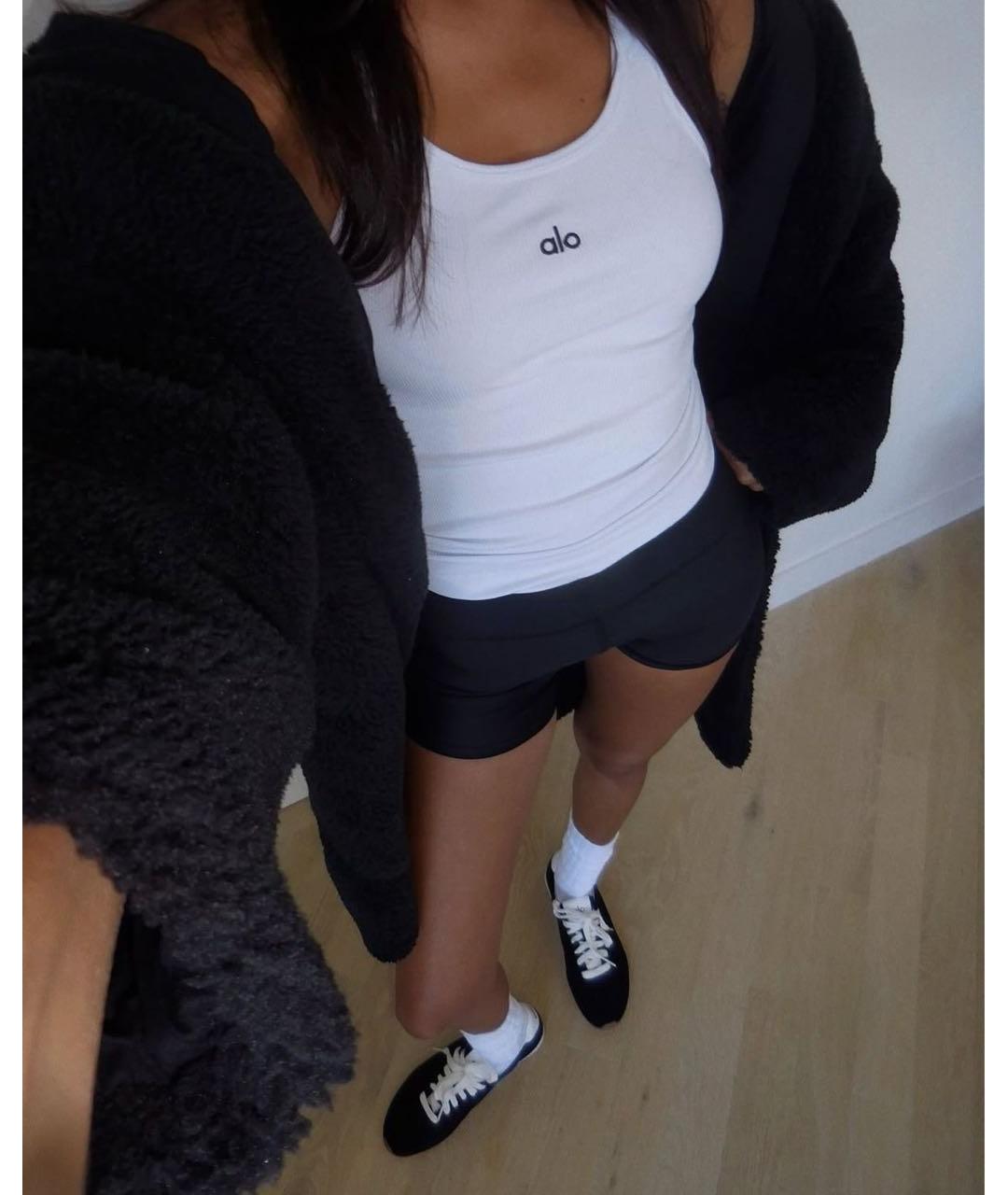 ALO YOGA Белая хлопковая майка, фото 4