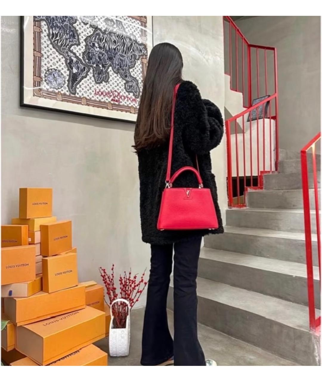 LOUIS VUITTON Красная кожаная сумка с короткими ручками, фото 7