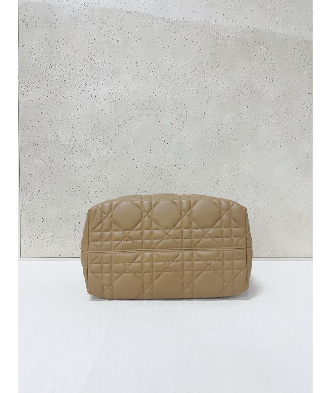 CHRISTIAN DIOR Бежевая кожаная сумка тоут, фото 5