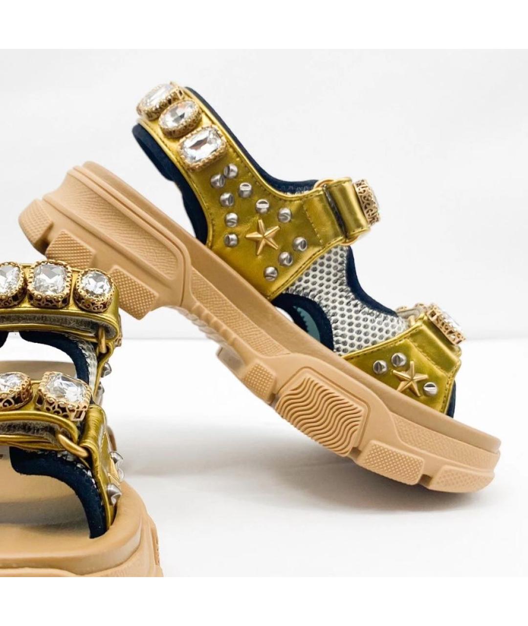 GUCCI Золотые кожаные сандалии, фото 5