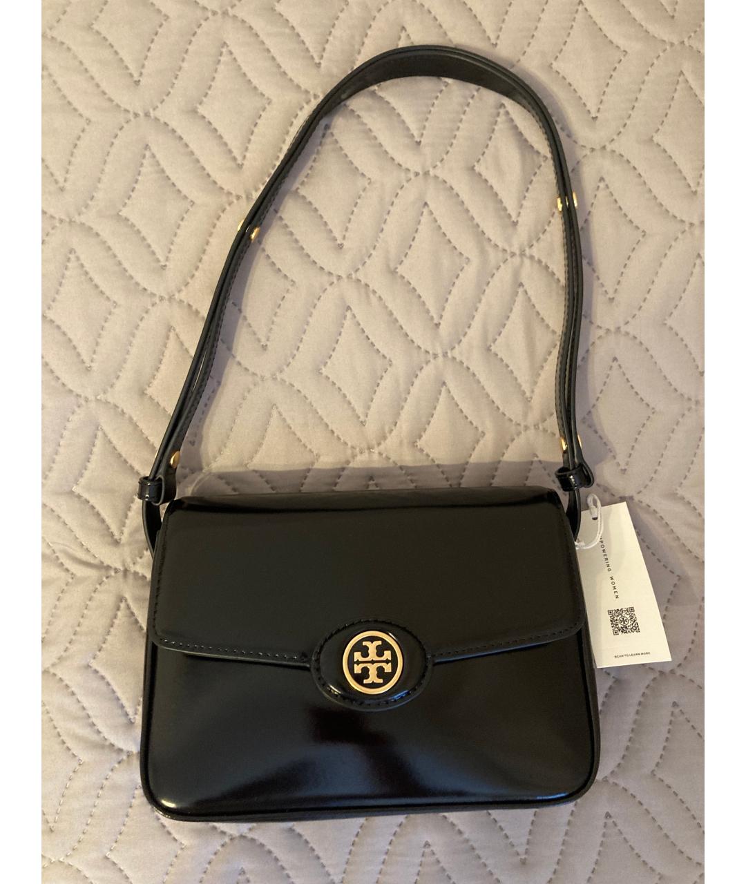 TORY BURCH Черная сумка с короткими ручками из лакированной кожи, фото 6