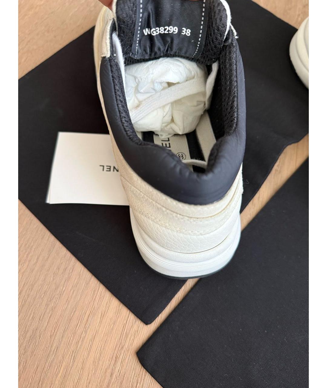 CHANEL Белые кроссовки, фото 4