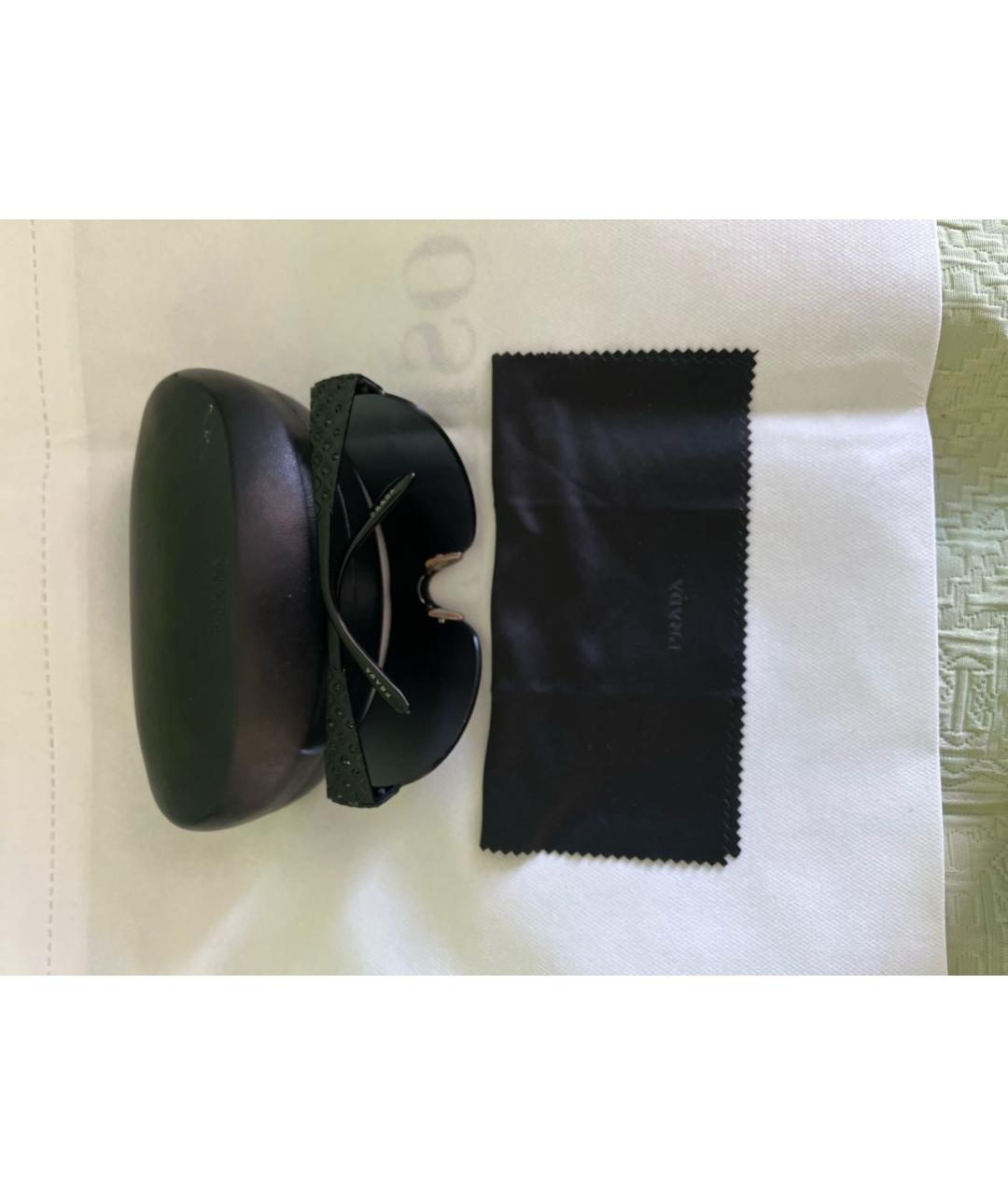 PRADA Черные пластиковые солнцезащитные очки, фото 5