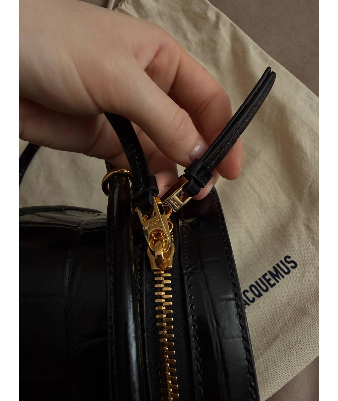 JACQUEMUS Черная кожаная сумка с короткими ручками, фото 5
