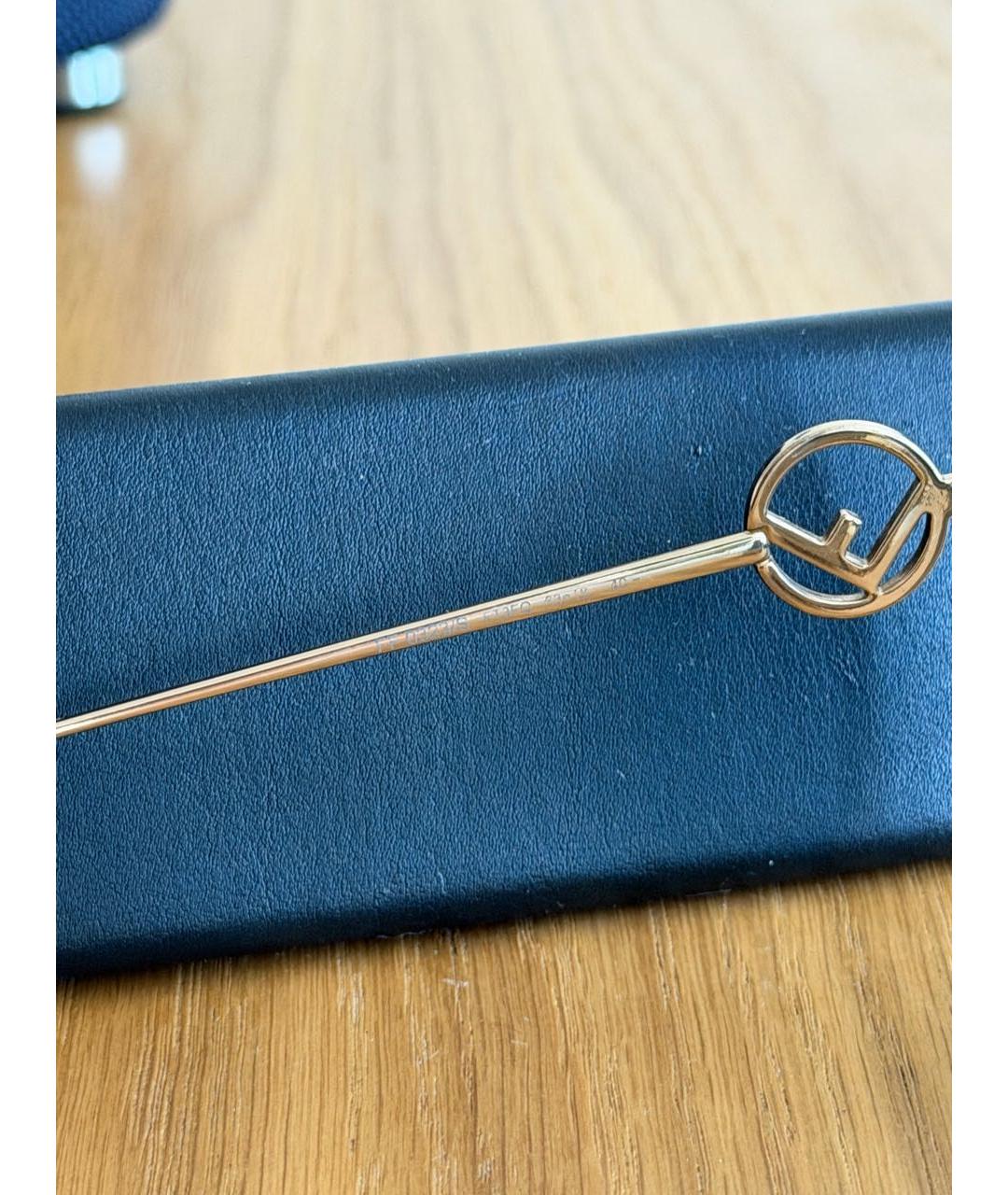 FENDI Золотые металлические солнцезащитные очки, фото 4