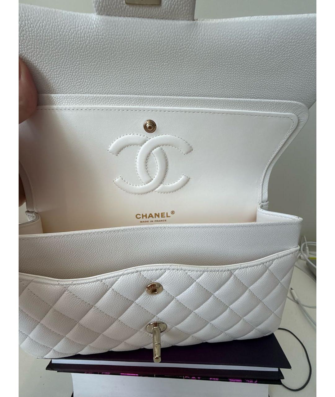 CHANEL Белая кожаная сумка через плечо, фото 4