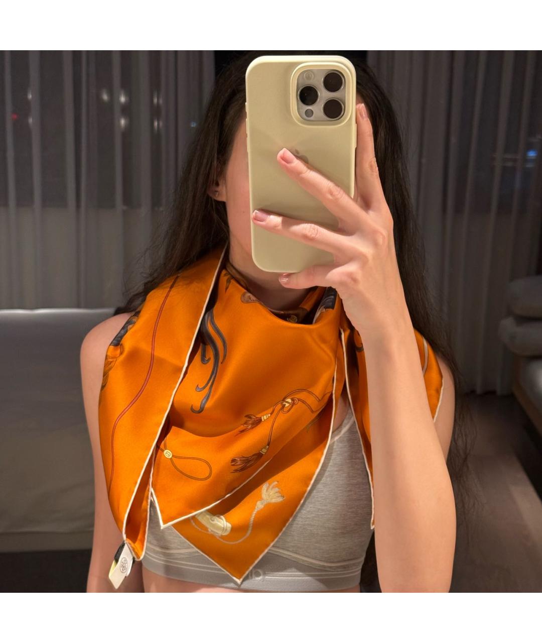 HERMES Оранжевый шелковый платок, фото 5