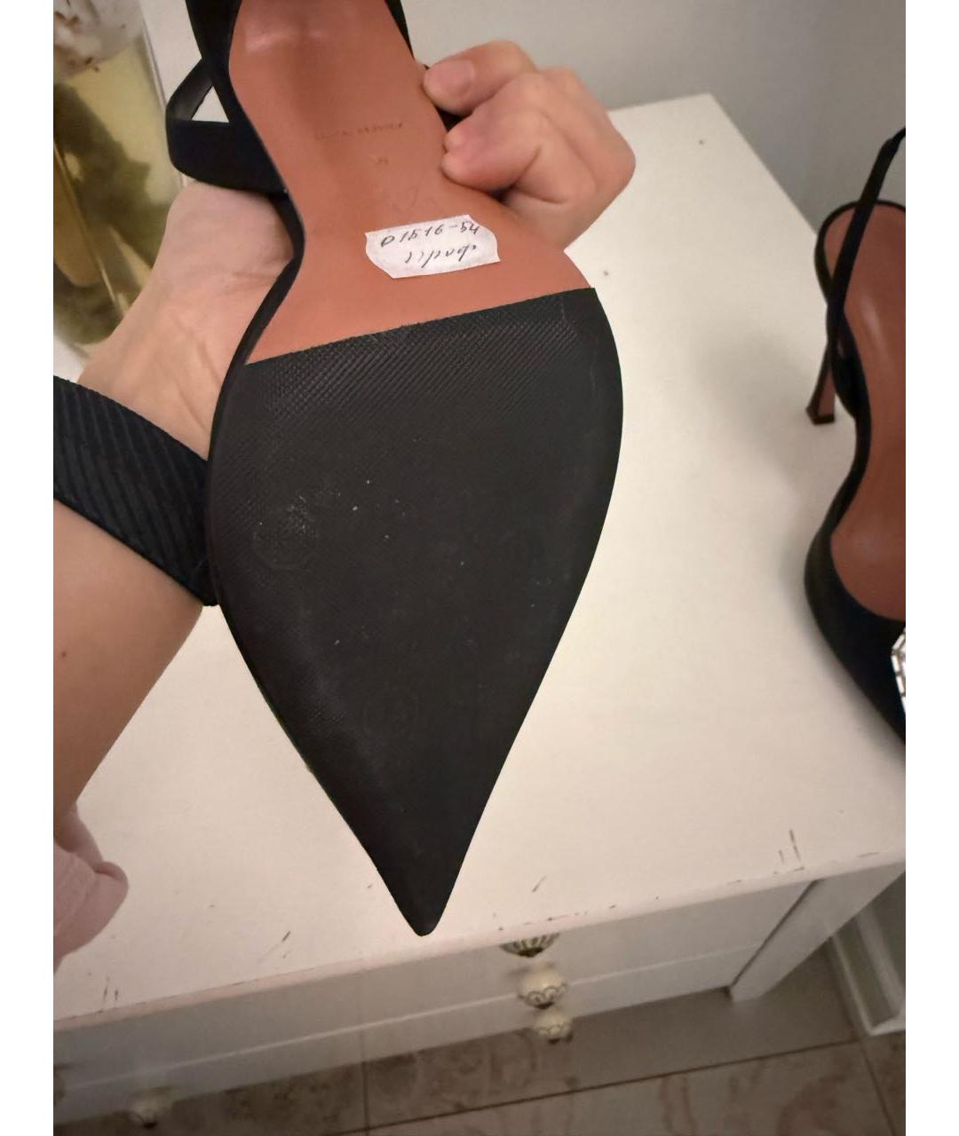 Amina Muaddi Черные текстильные туфли, фото 6