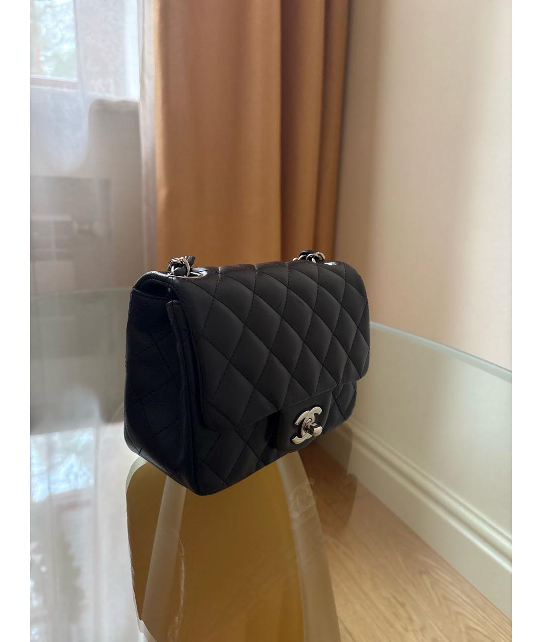 CHANEL Черная кожаная сумка через плечо, фото 2
