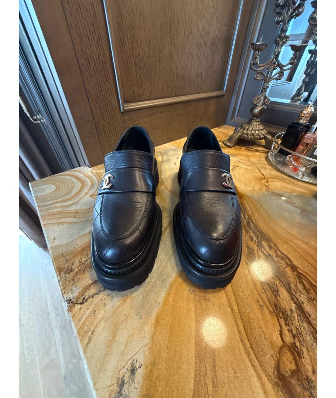CHANEL Черные кожаные лоферы, фото 2