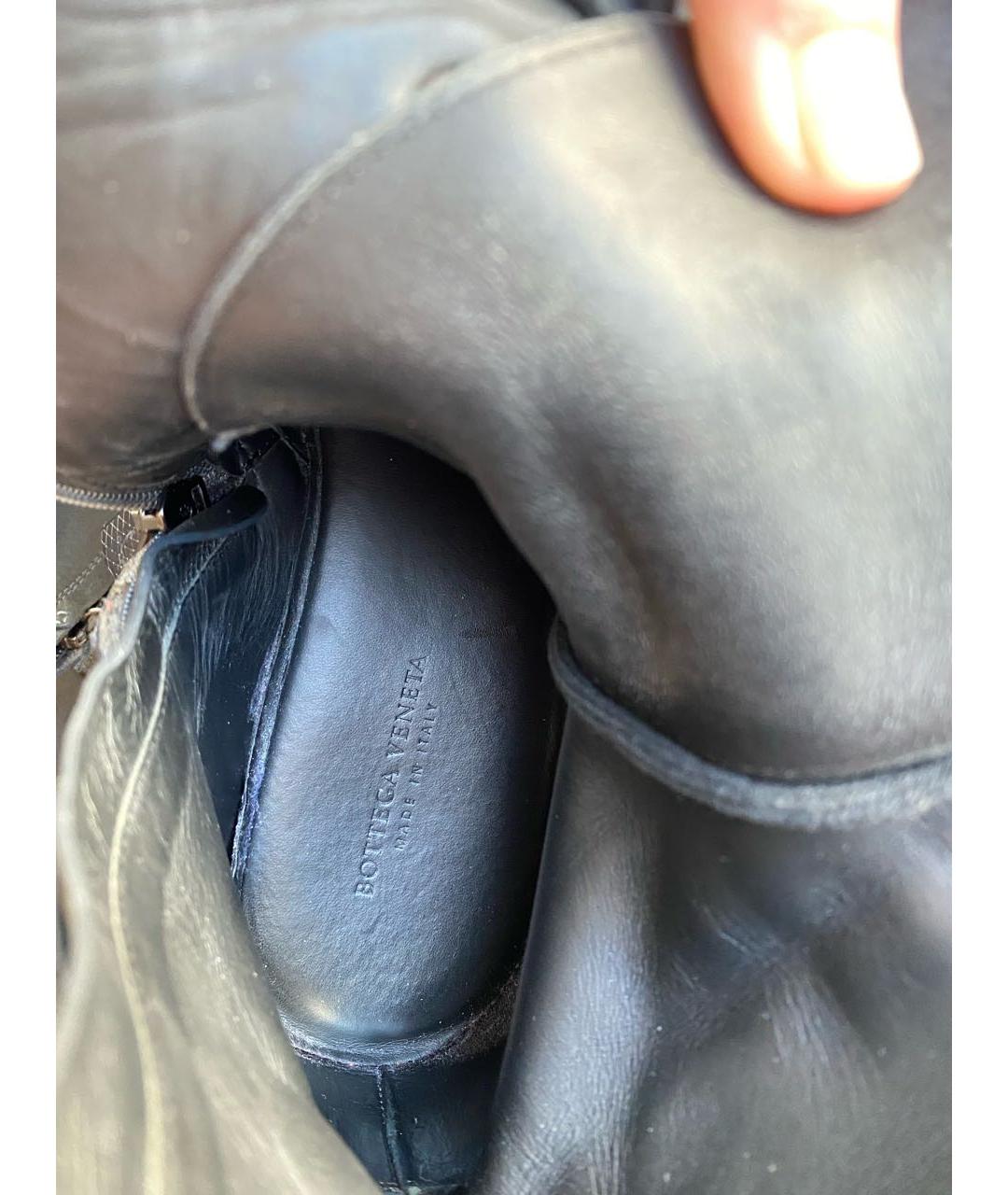 BOTTEGA VENETA Антрацитовые кожаные высокие ботинки, фото 5