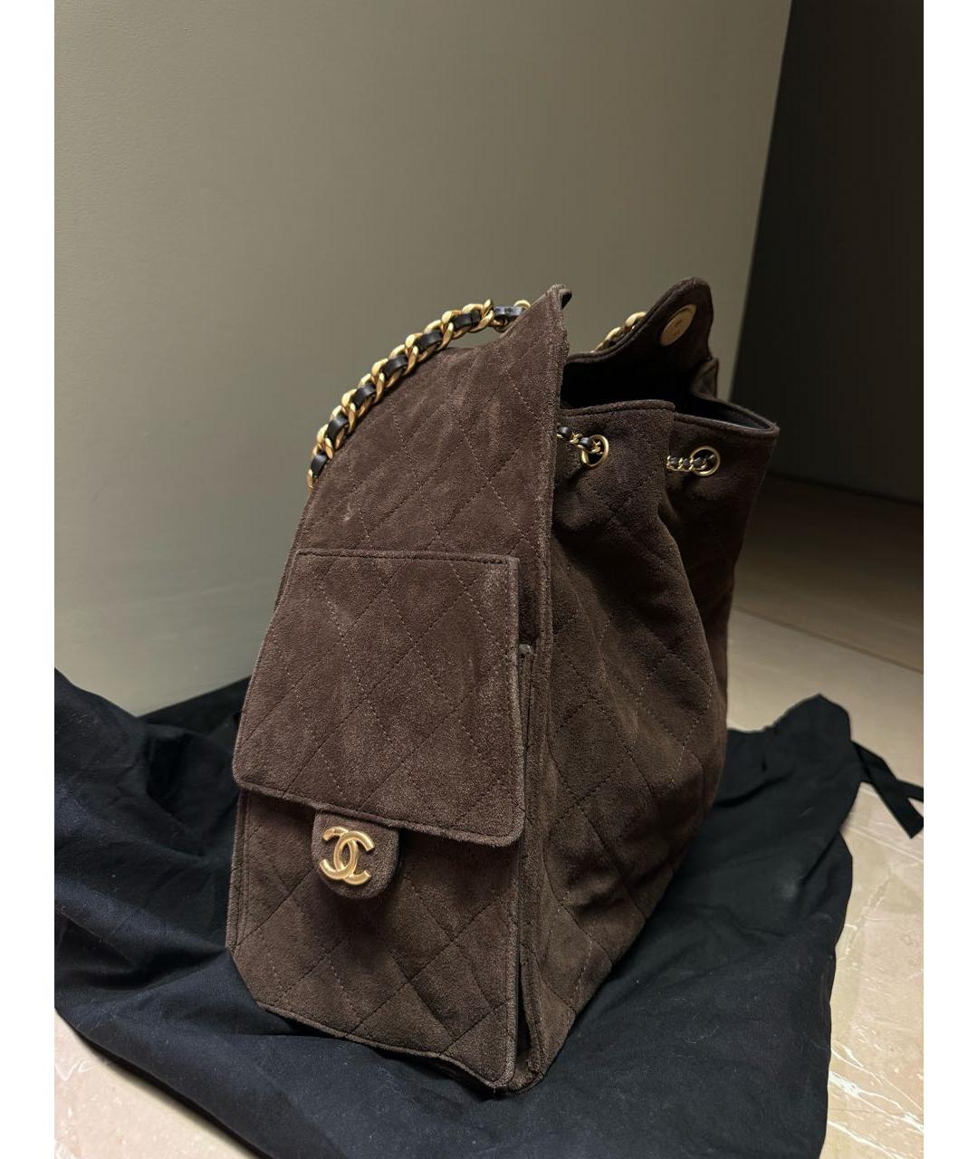 CHANEL Коричневая замшевая сумка через плечо, фото 3
